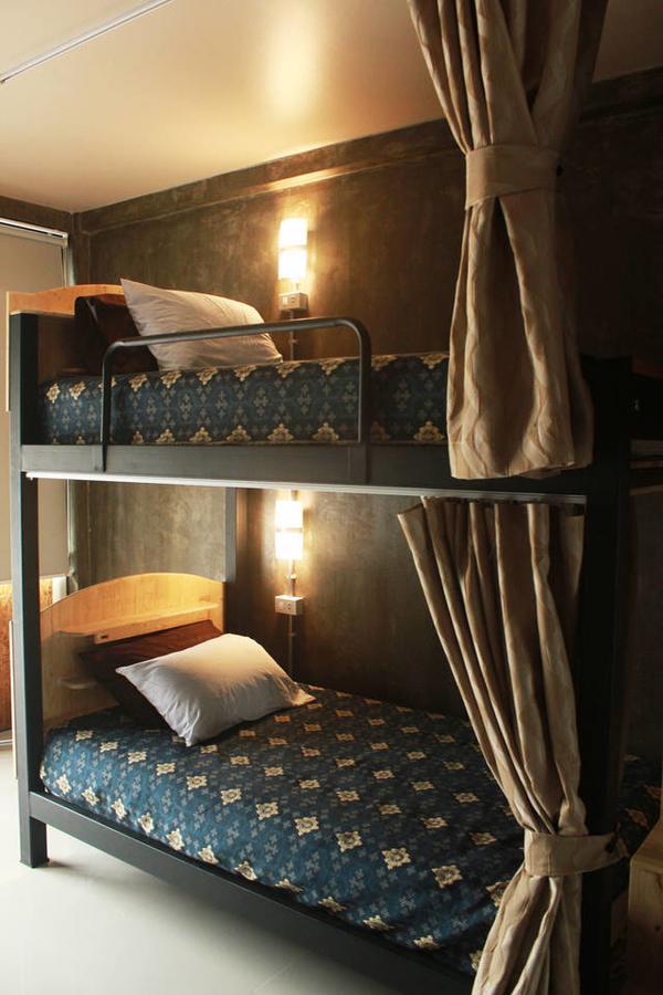 Club76 Bunk Bed. (Adults Only) Hotel Chiang Mai Ngoại thất bức ảnh